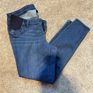 Indigo Blue Denim Maternity Jeans in Blue Wash